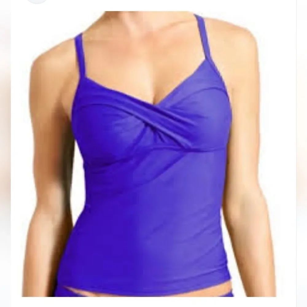 NWOT Athleta Twister Takini Swim Bathing Suit Top Purple 34B/C